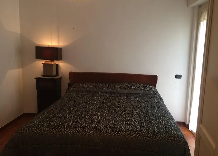 Suite210 招待所 *